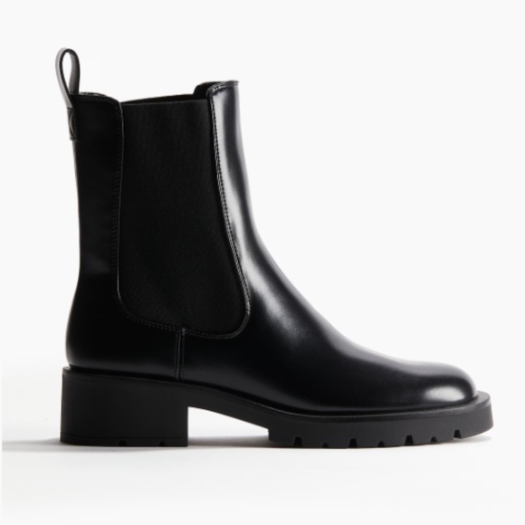 H&M Chelsea Boots - Picture 1 of 7